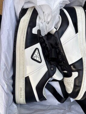 Prada Milano Womens Bianco-Nero Vitello Rois 2 Leather Sneakers Size 38.5 EU Bla